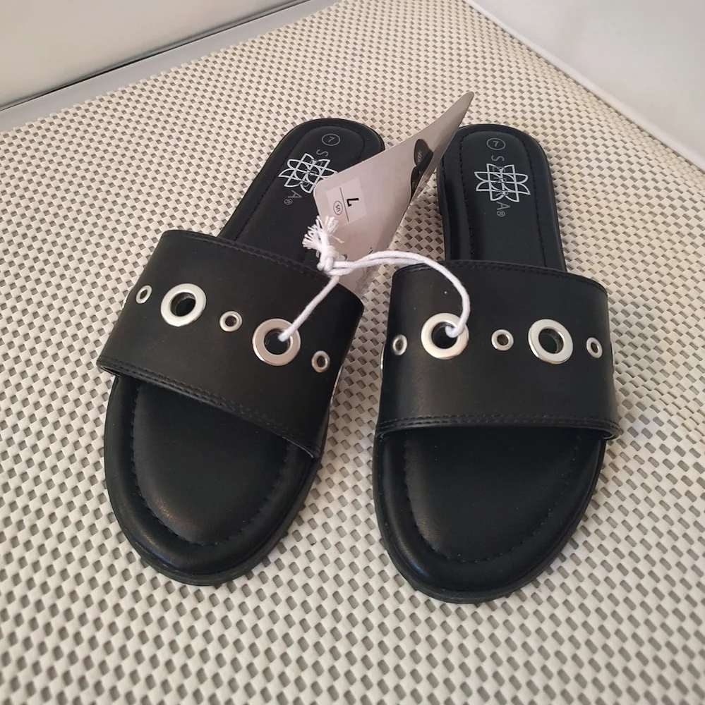 Serra Women's Size 7 Slide Sandals Black with Silver Accents NWT Aldi